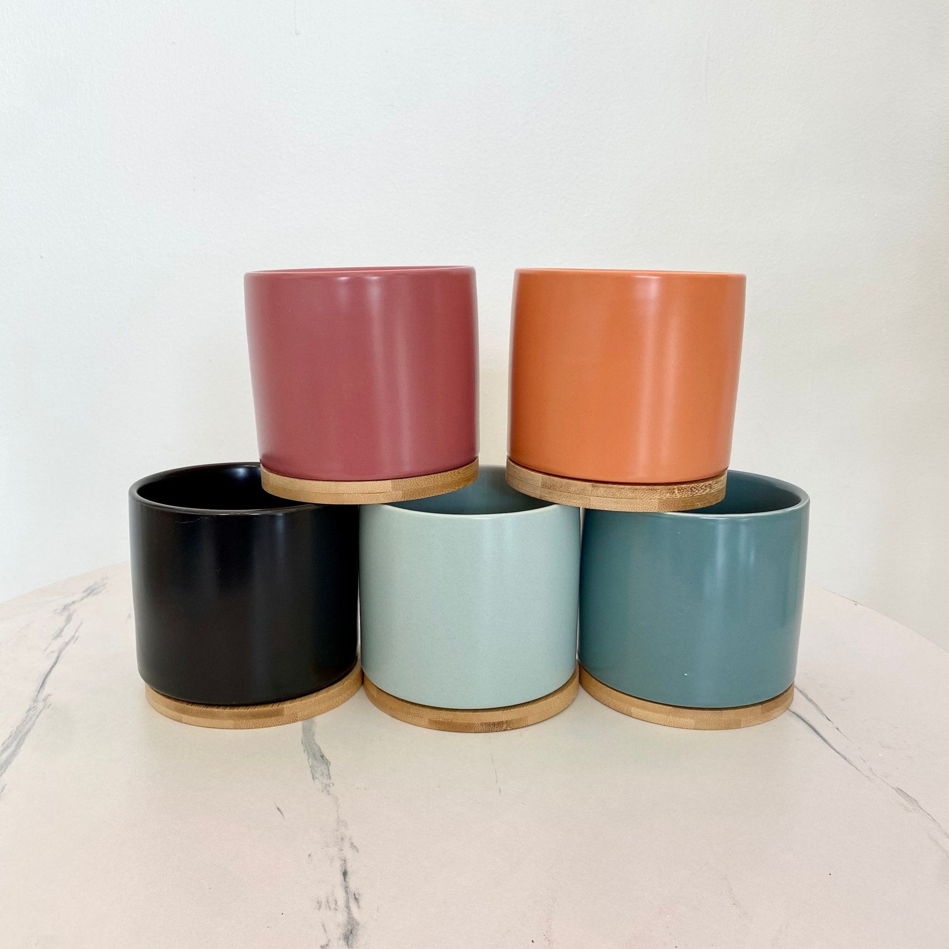 3.5” Cylinder Porcelain Pot with Catchplate