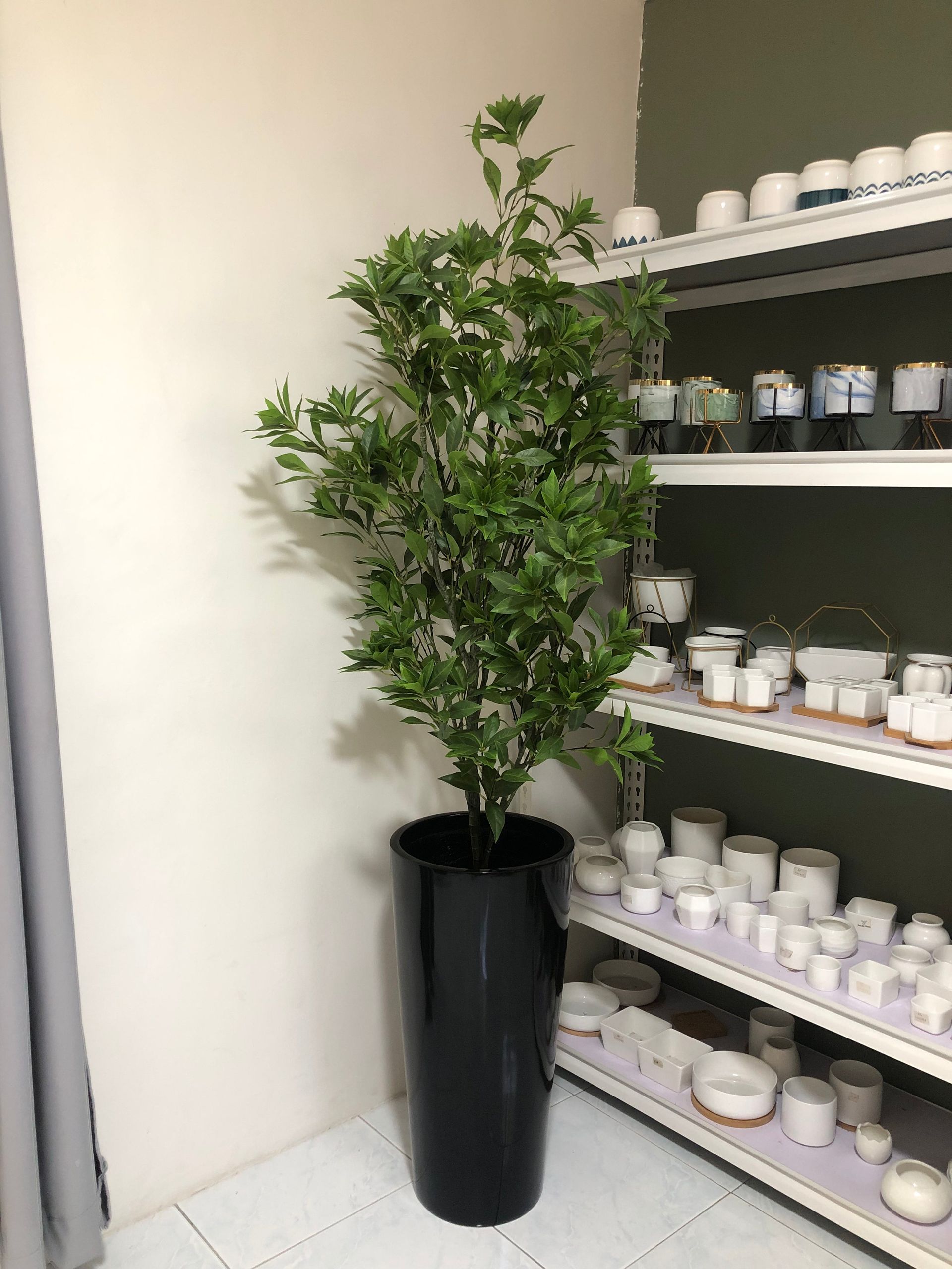 Artificial Pieris Tree