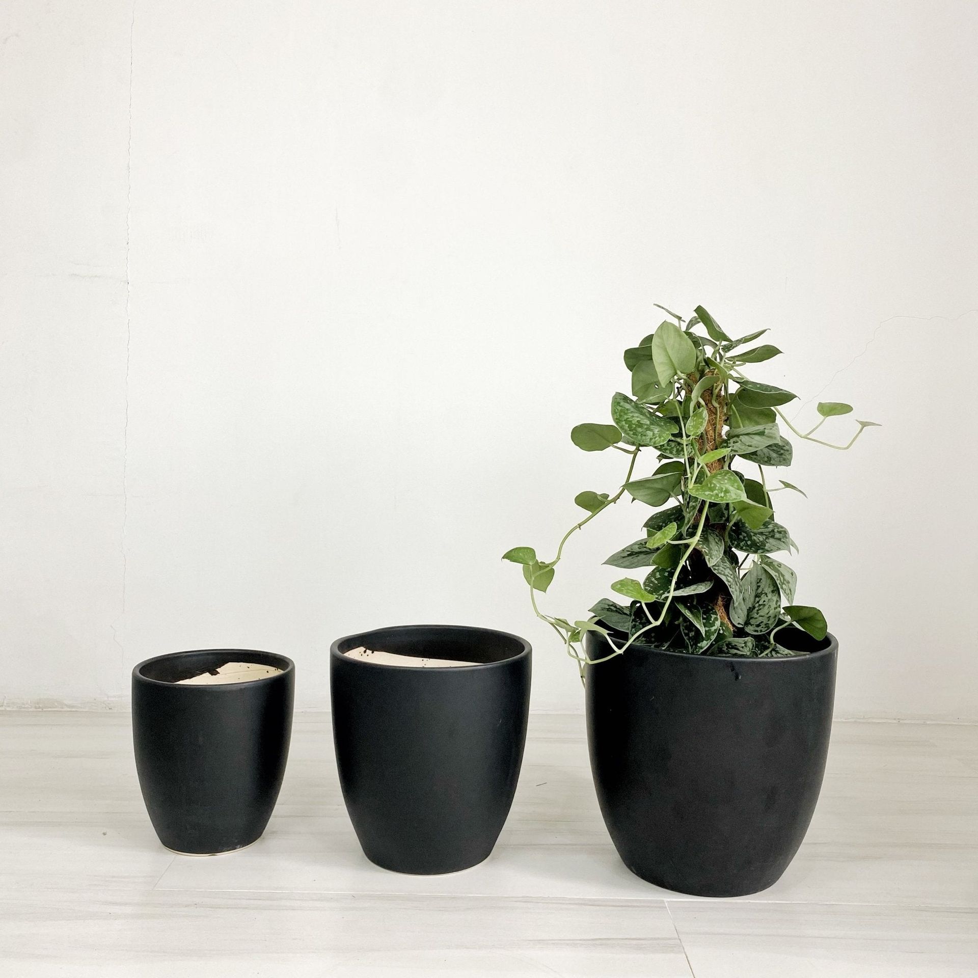 ES1259 Cup Shaped Glazed Clay Ceramic Floor Pot