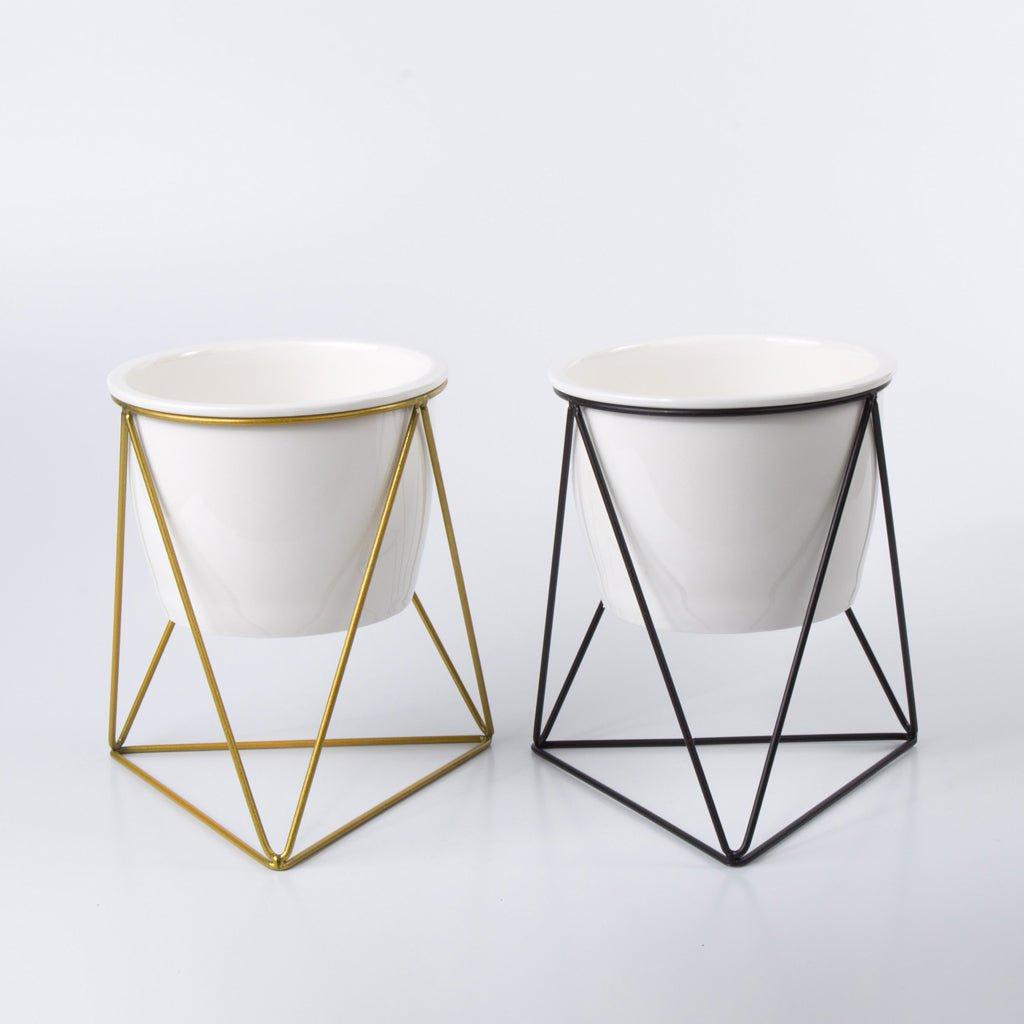 Porcelain Ceramic pot With Triangular Shape Iron Stand