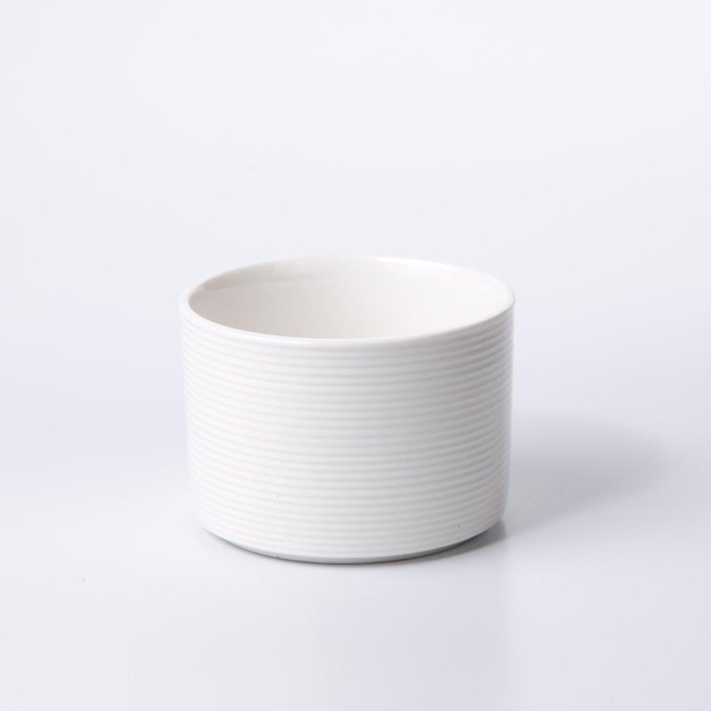 PP45 Textured Lines Cylinder Porcelain Desk Pot