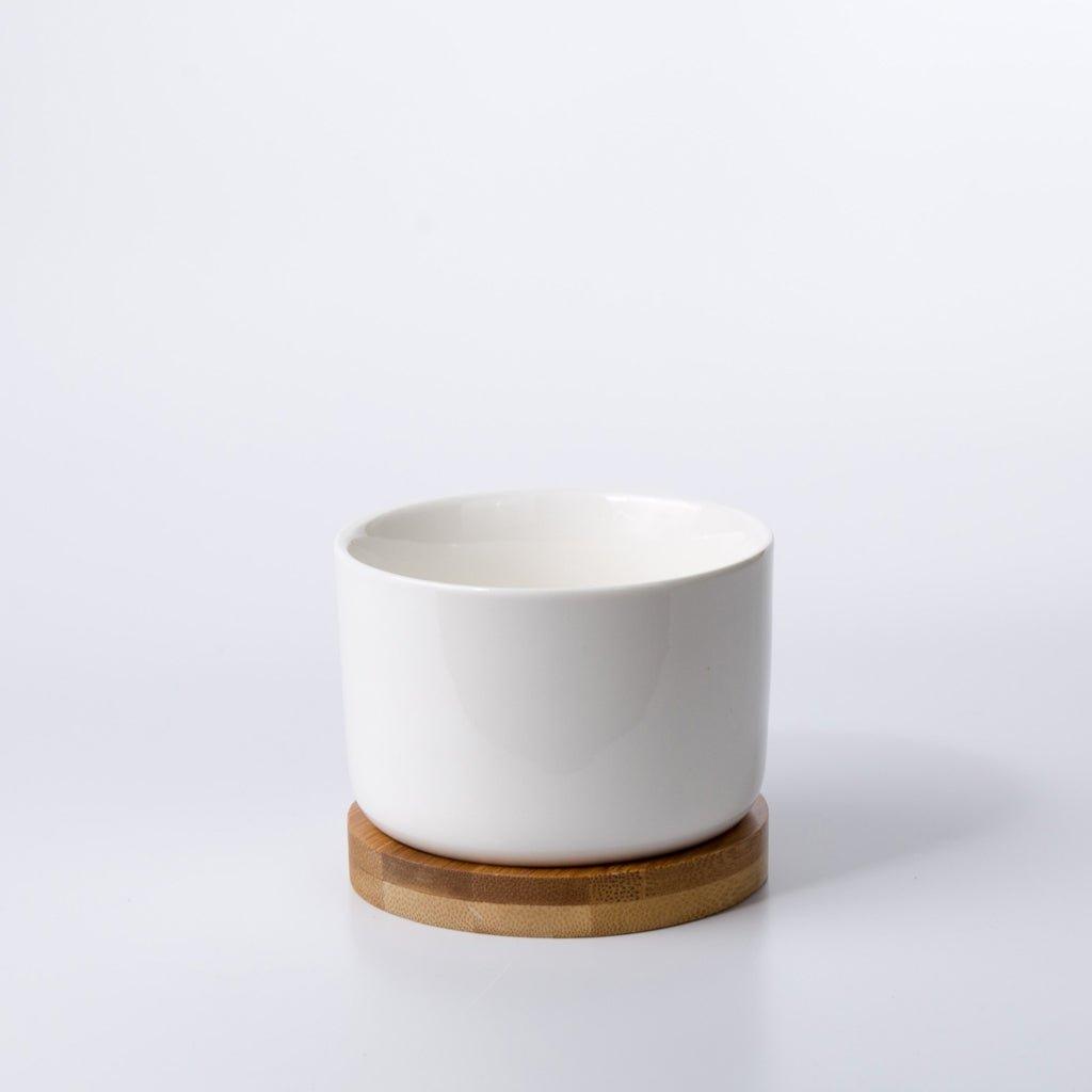 PP265 Short Porcelain Pot with Bamboo Catchplate