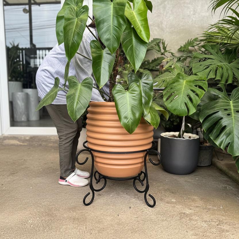CLARA Ribbed Terracotta Fiberglass Planter